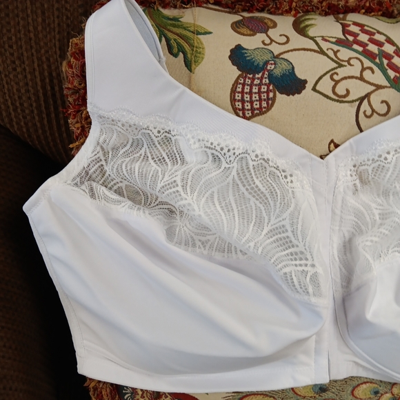 Glamorise Full Figure Plus 50G Magic Lift Lace Front-Closure White BRA - Picture 2 of 7